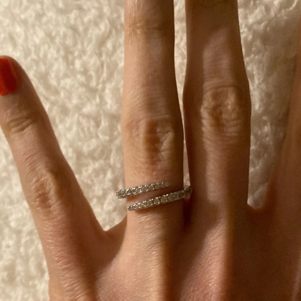 GORGEOUS Silver Genuine Cubic Zirconia Pave Bypass Wrap Ring
